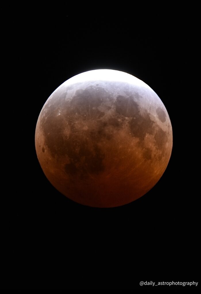 Eclipse Lunar